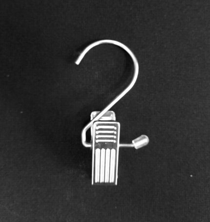 SINGLE HOOK WITH CLIP
